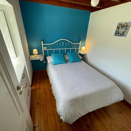 Casa Do Cucharro En Playa De Soesto, Semesterbostad Laxe